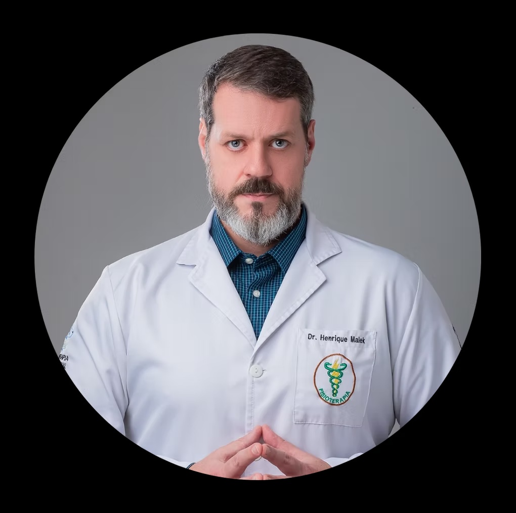 Dr. Henrique Malek, fisioterapeuta especializado em palmilhas personalizadas